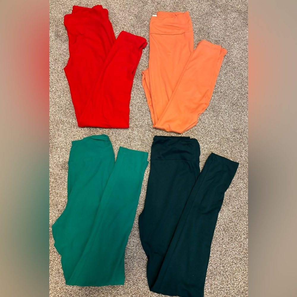 4 pairs of LulaRoe leggings OS